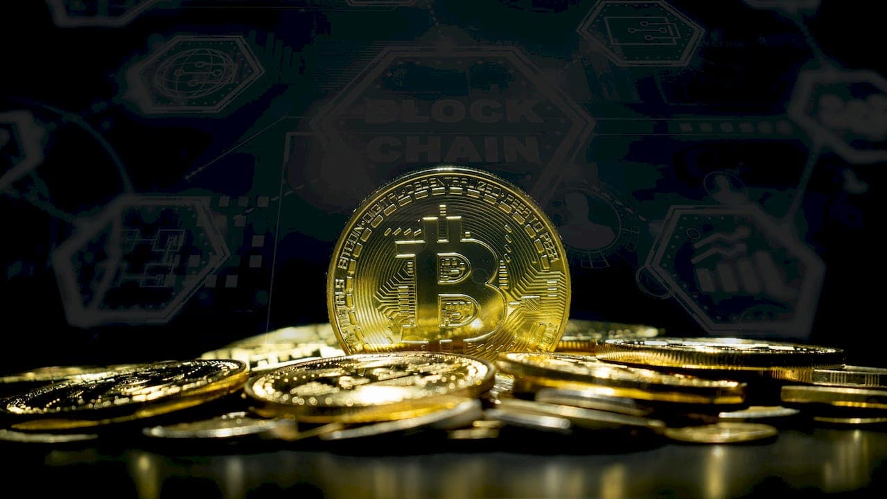 Qu'est-ce qu'une cryptomonnaie : définition complète 2026
